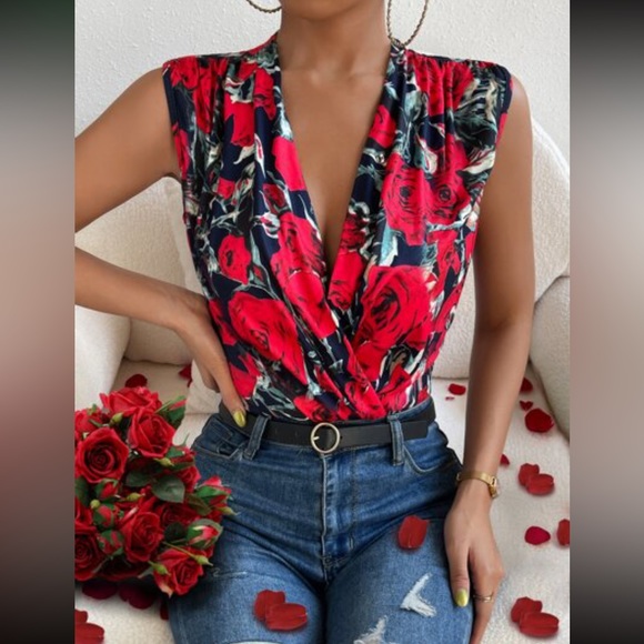 Boho floral print surplice bodysuit LAST FEW
